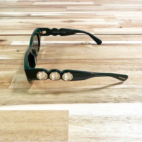 Swarovski Dark Emerald Green Crystal Arm Embellished Rectangular Sunglasses NEW - Picture 6 of 13